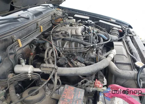 1999 Nissan Pathfinder Le/Se/Xe z USA, uszkodzony, nr VIN JN8AR07S0XW372032